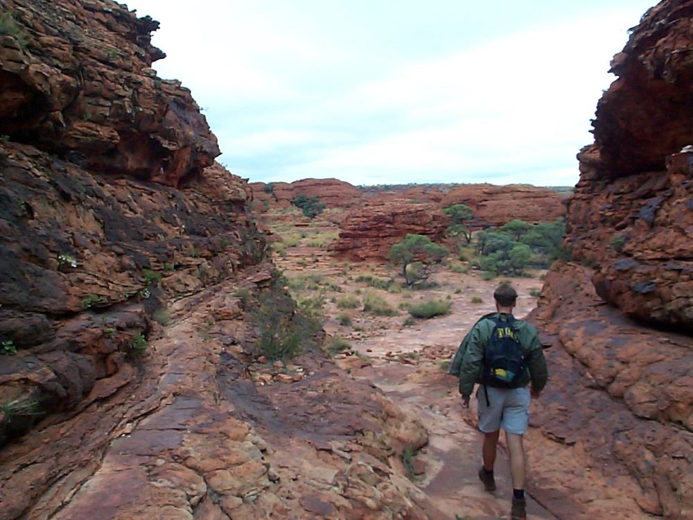 Hiking in Uluṟu-Kata Tjuṯa National Park, NT Australia